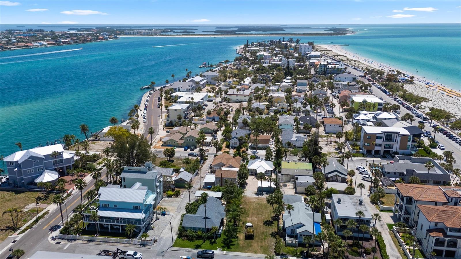 1304 PASS A GRILLE WAY, ST PETE BEACH, FL, 33706