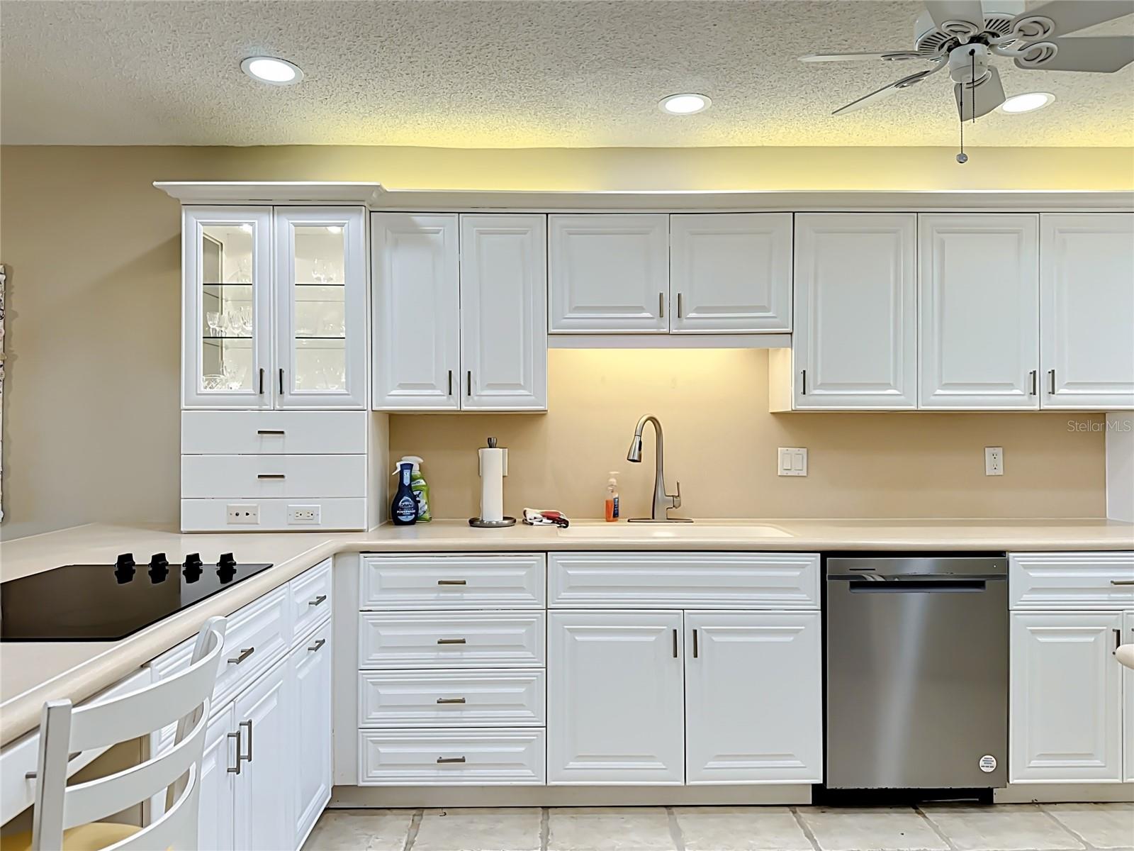 1515 PELICAN POINT DR #BA185, SARASOTA, FL, 34231