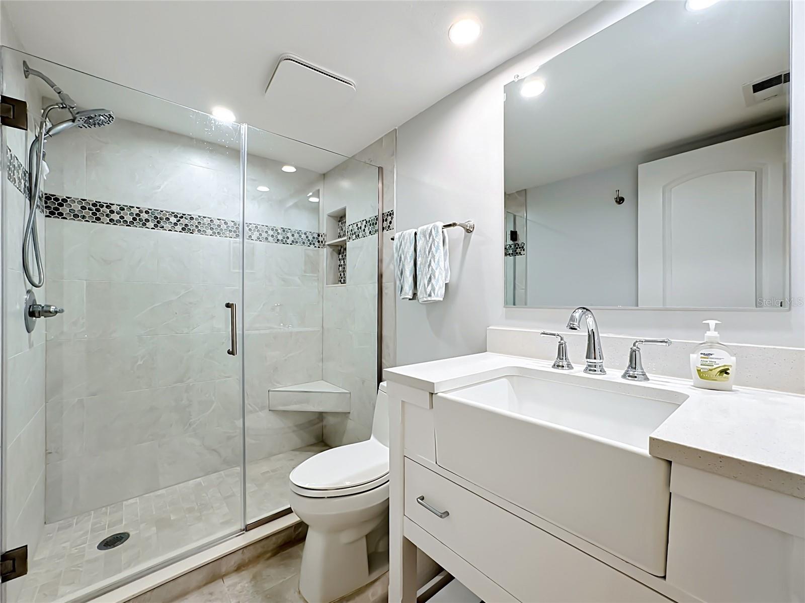 1515 PELICAN POINT DR #BA185, SARASOTA, FL, 34231
