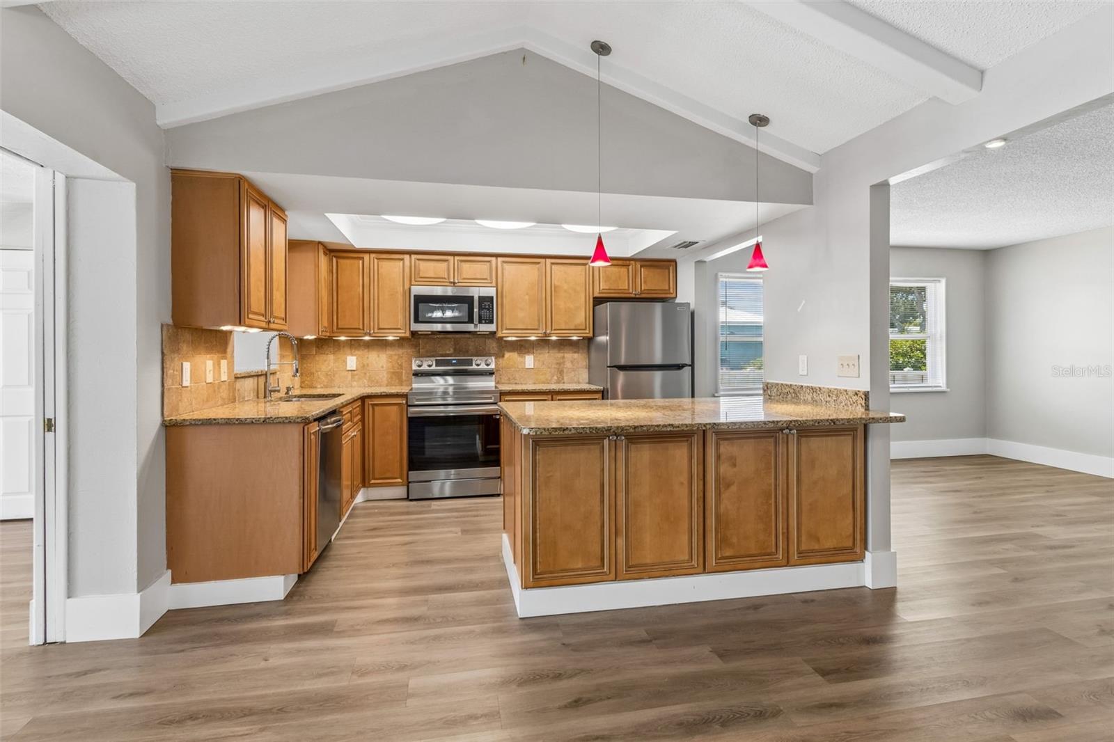 13691 SERENA DR, LARGO, FL, 33774