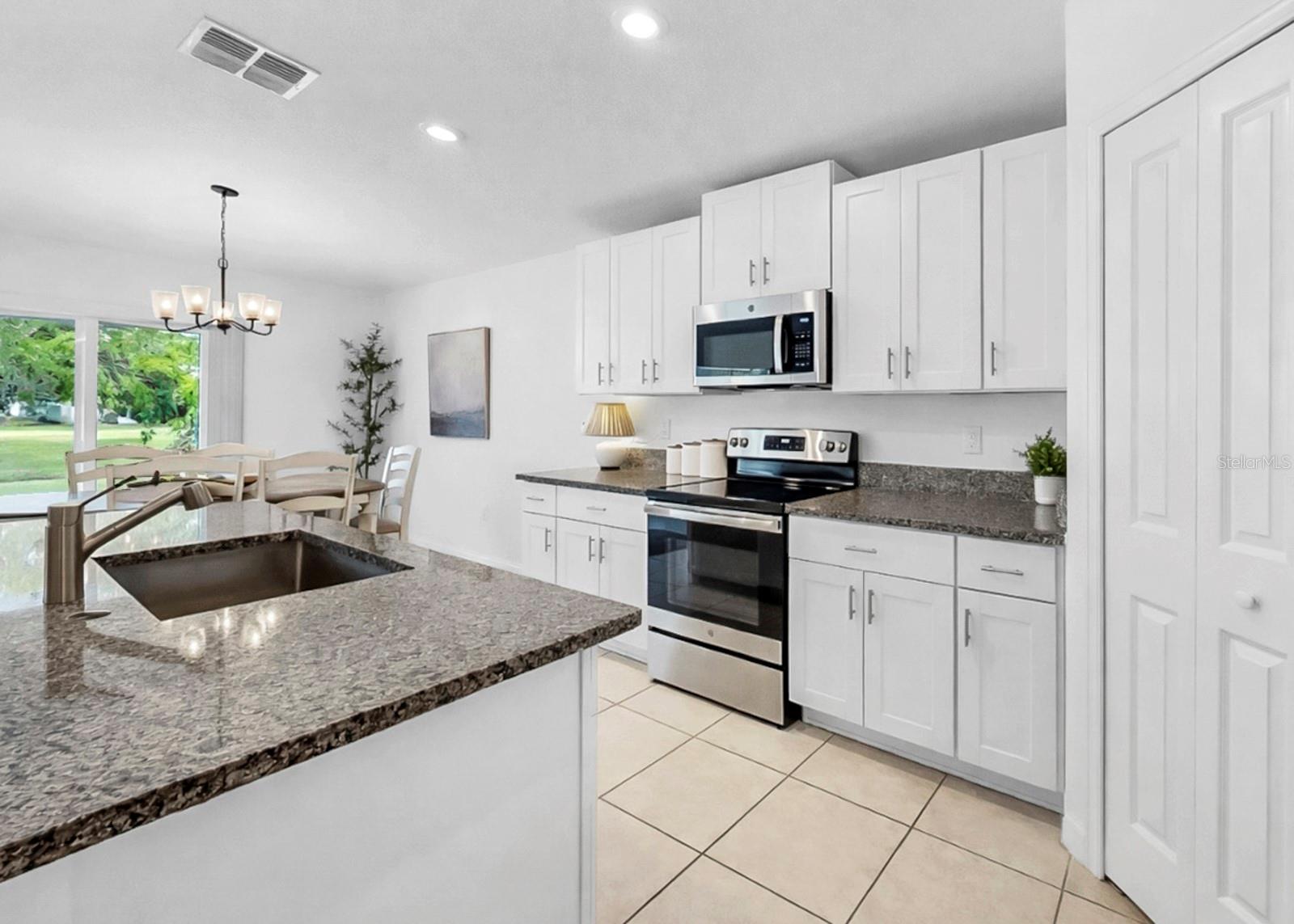 13256 GREAT PLAINS DR, RIVERVIEW, FL, 33579
