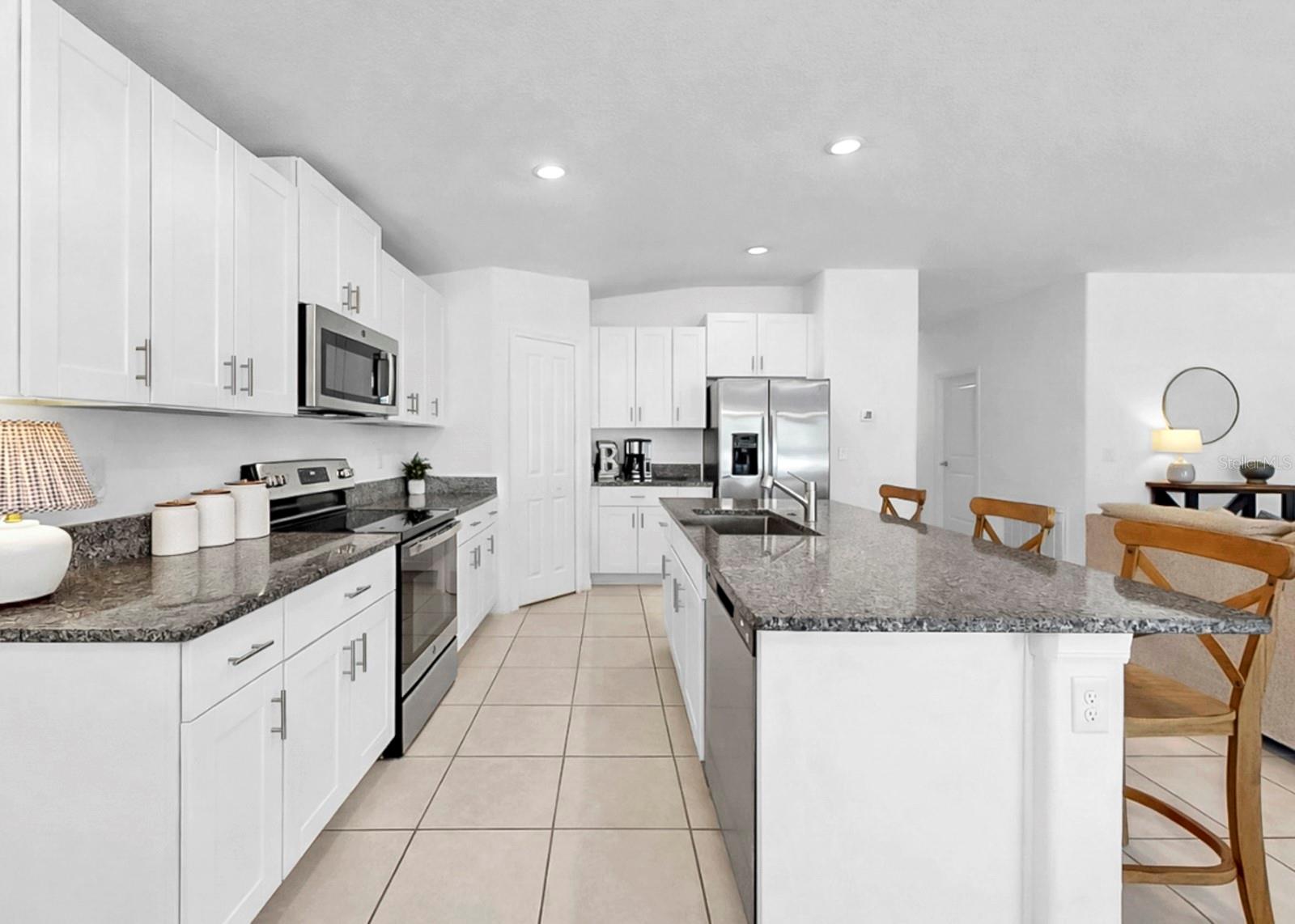 13256 GREAT PLAINS DR, RIVERVIEW, FL, 33579
