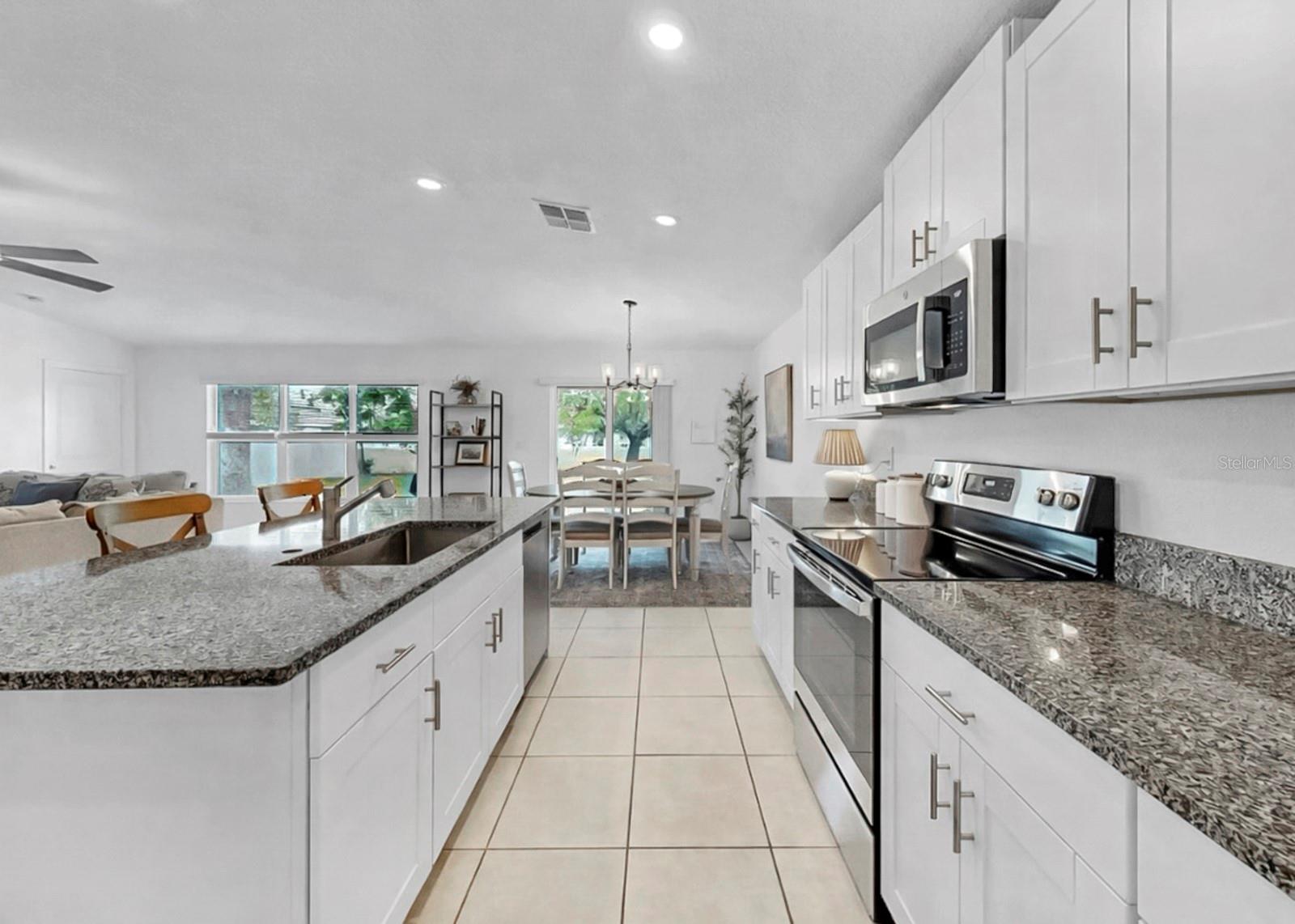 13256 GREAT PLAINS DR, RIVERVIEW, FL, 33579