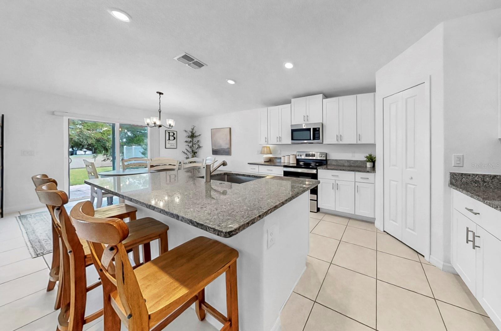 13256 GREAT PLAINS DR, RIVERVIEW, FL, 33579