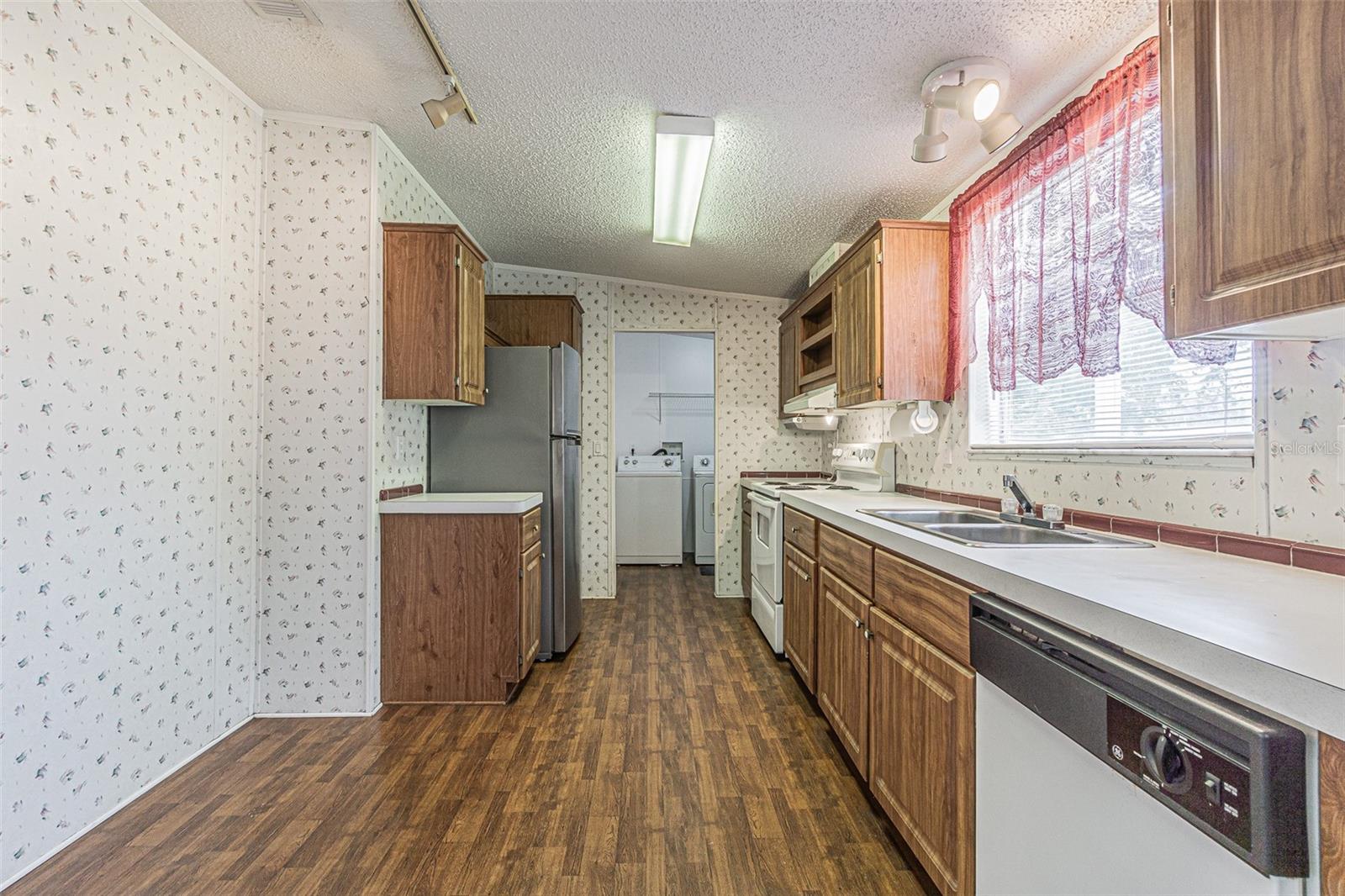 34516 DUSTIN CT, ZEPHYRHILLS, FL, 33541