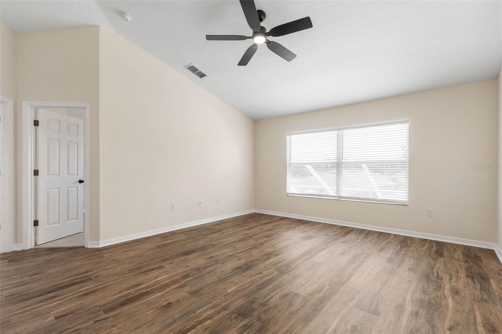 21 PRIORY LN, PALM COAST, FL, 32164