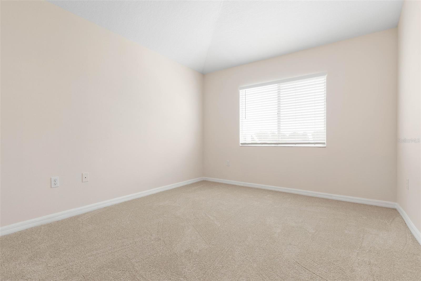 21 PRIORY LN, PALM COAST, FL, 32164