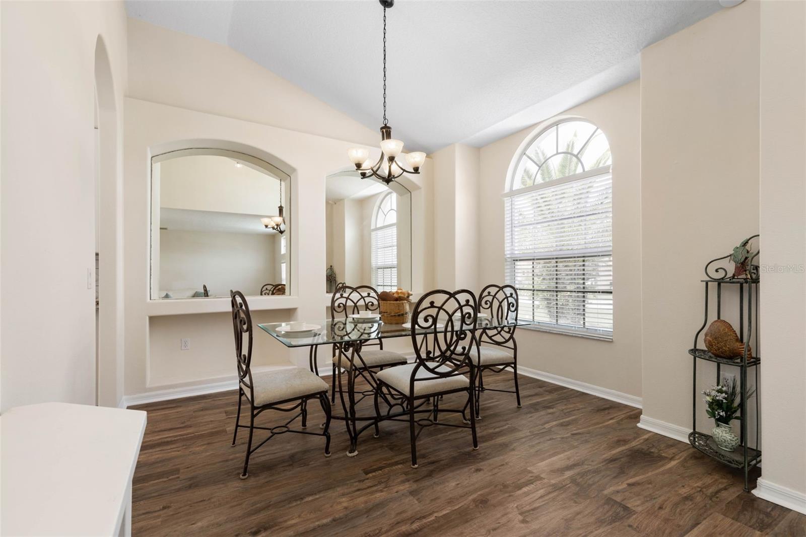 21 PRIORY LN, PALM COAST, FL, 32164