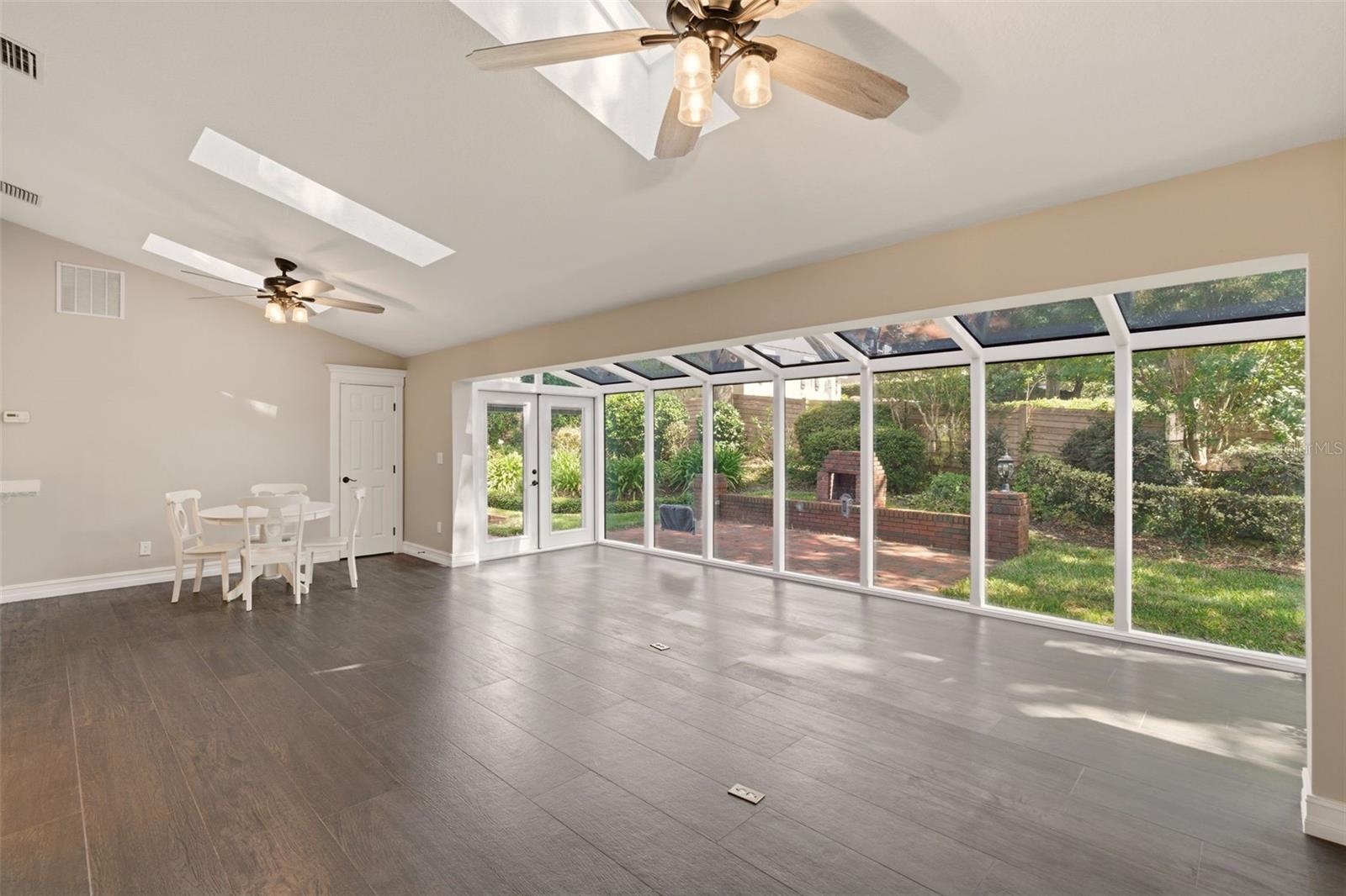 215 SOVEREIGN CT, ALTAMONTE SPRINGS, FL, 32701