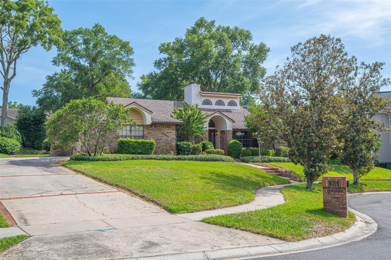 215 SOVEREIGN CT, ALTAMONTE SPRINGS, FL, 32701