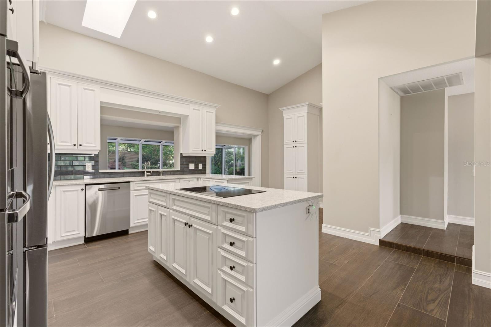 215 SOVEREIGN CT, ALTAMONTE SPRINGS, FL, 32701