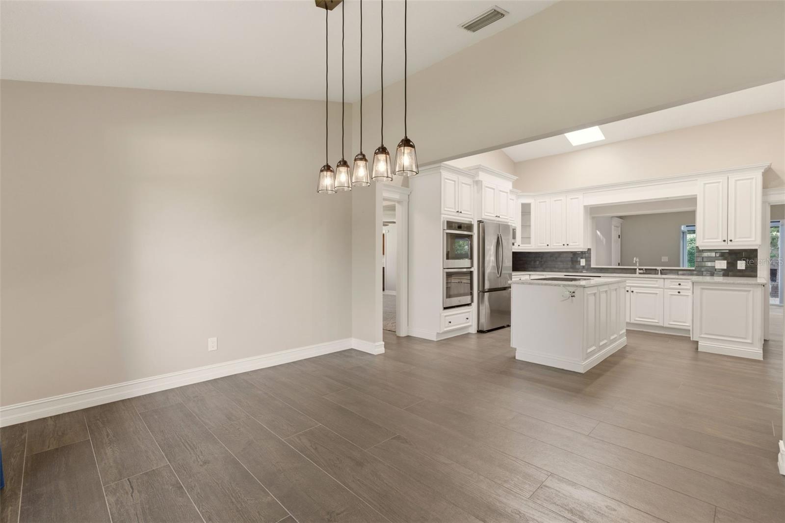 215 SOVEREIGN CT, ALTAMONTE SPRINGS, FL, 32701