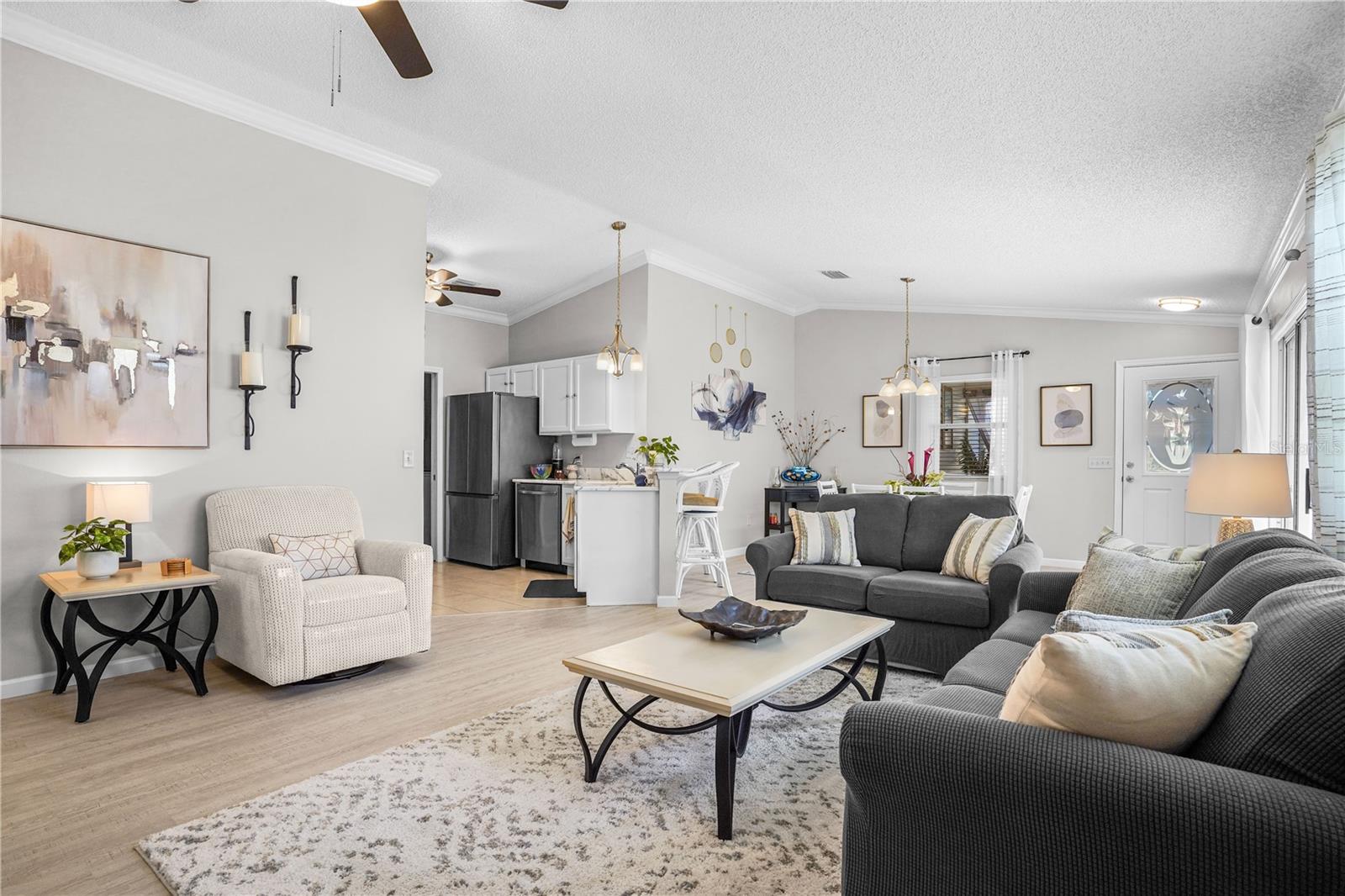 433 CANTERBURY CT, THE VILLAGES, FL, 32162