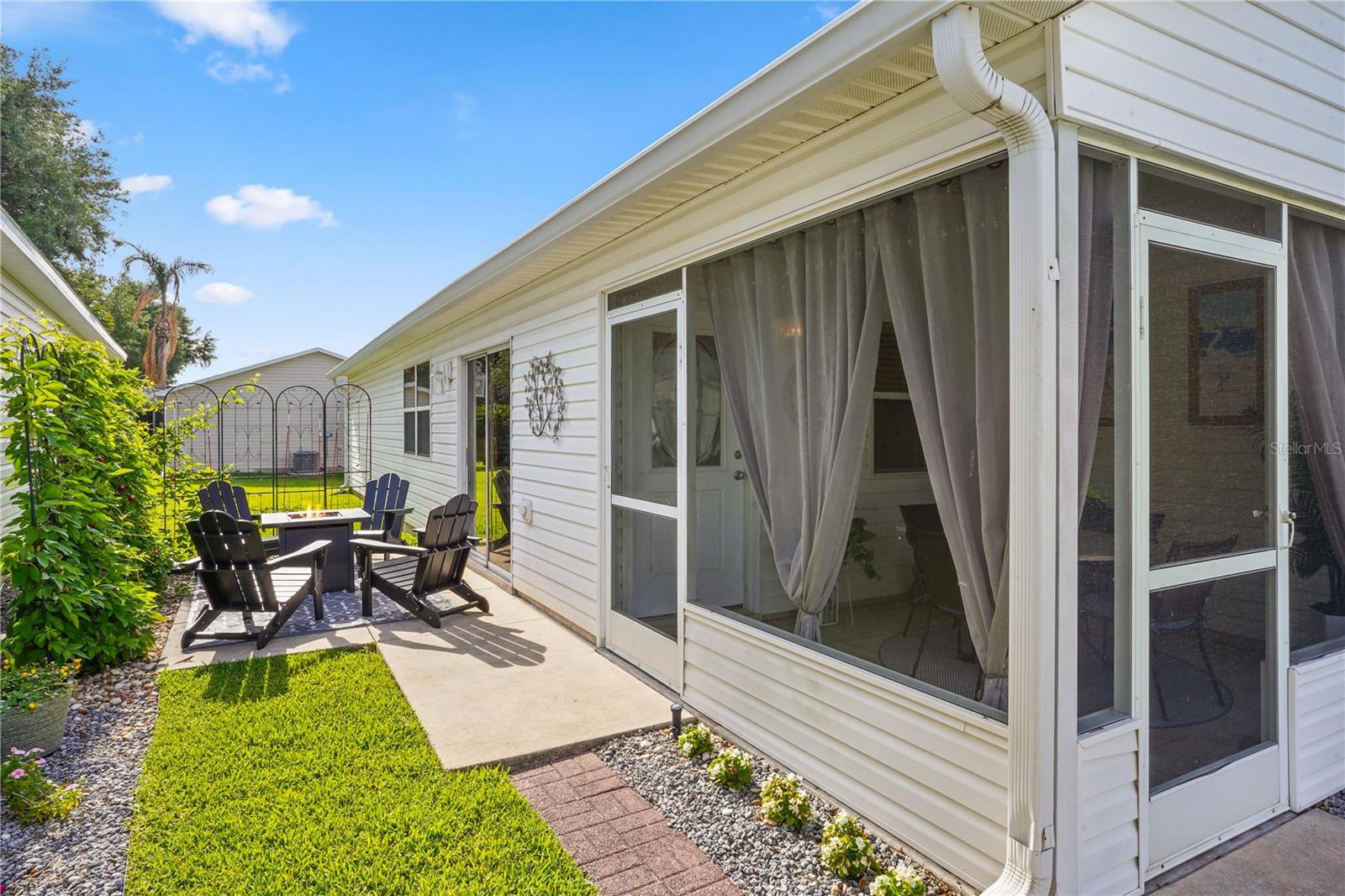 433 CANTERBURY CT, THE VILLAGES, FL, 32162