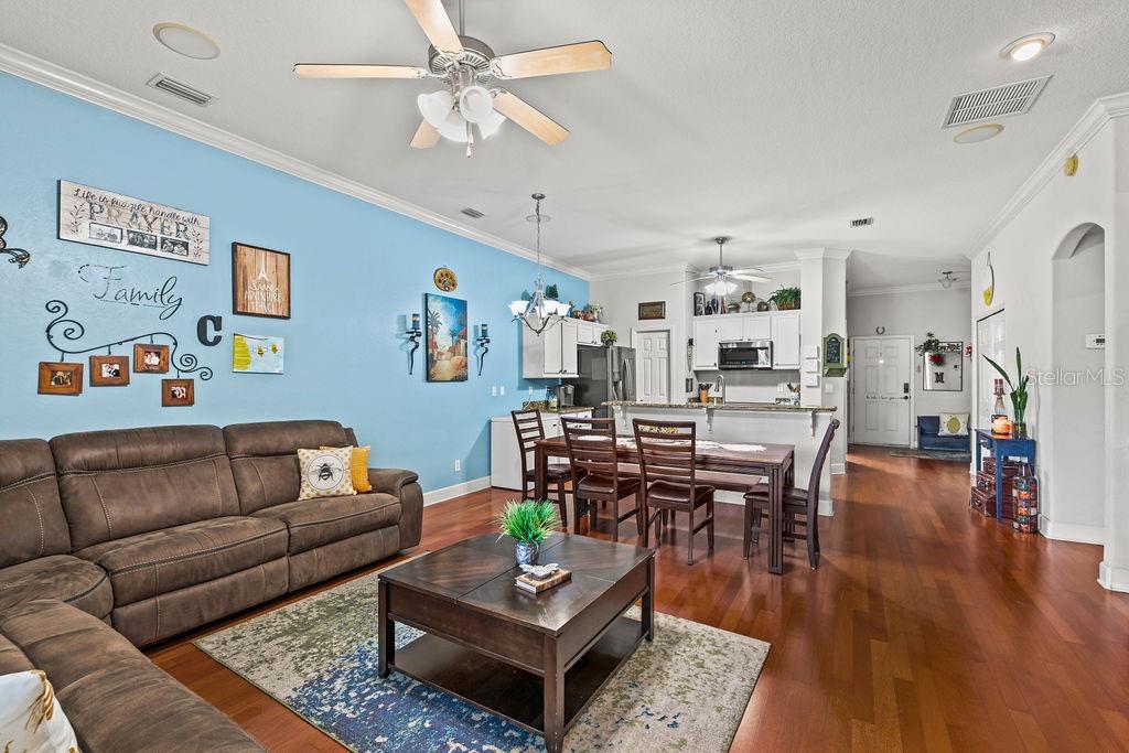 1016 GREEN GATE BLVD, GROVELAND, FL, 34736