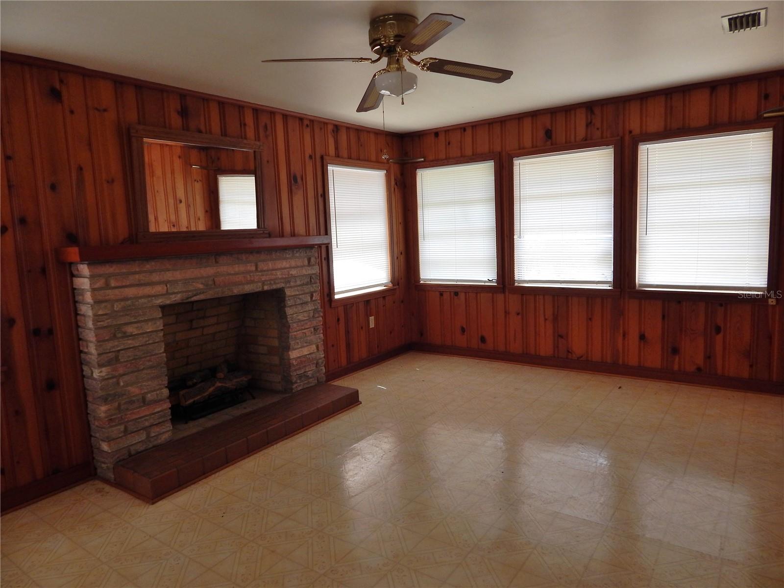 12422 E SR 18, LAKE BUTLER, FL, 32054