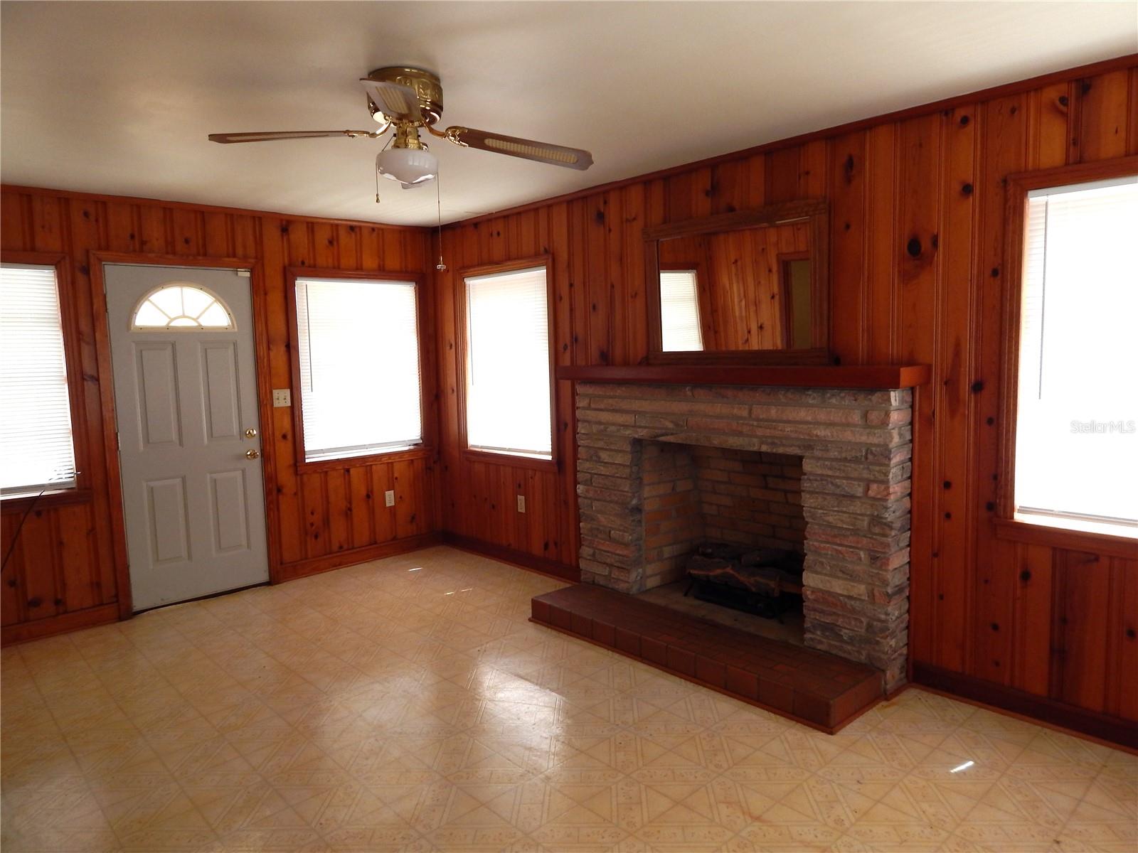 12422 E SR 18, LAKE BUTLER, FL, 32054