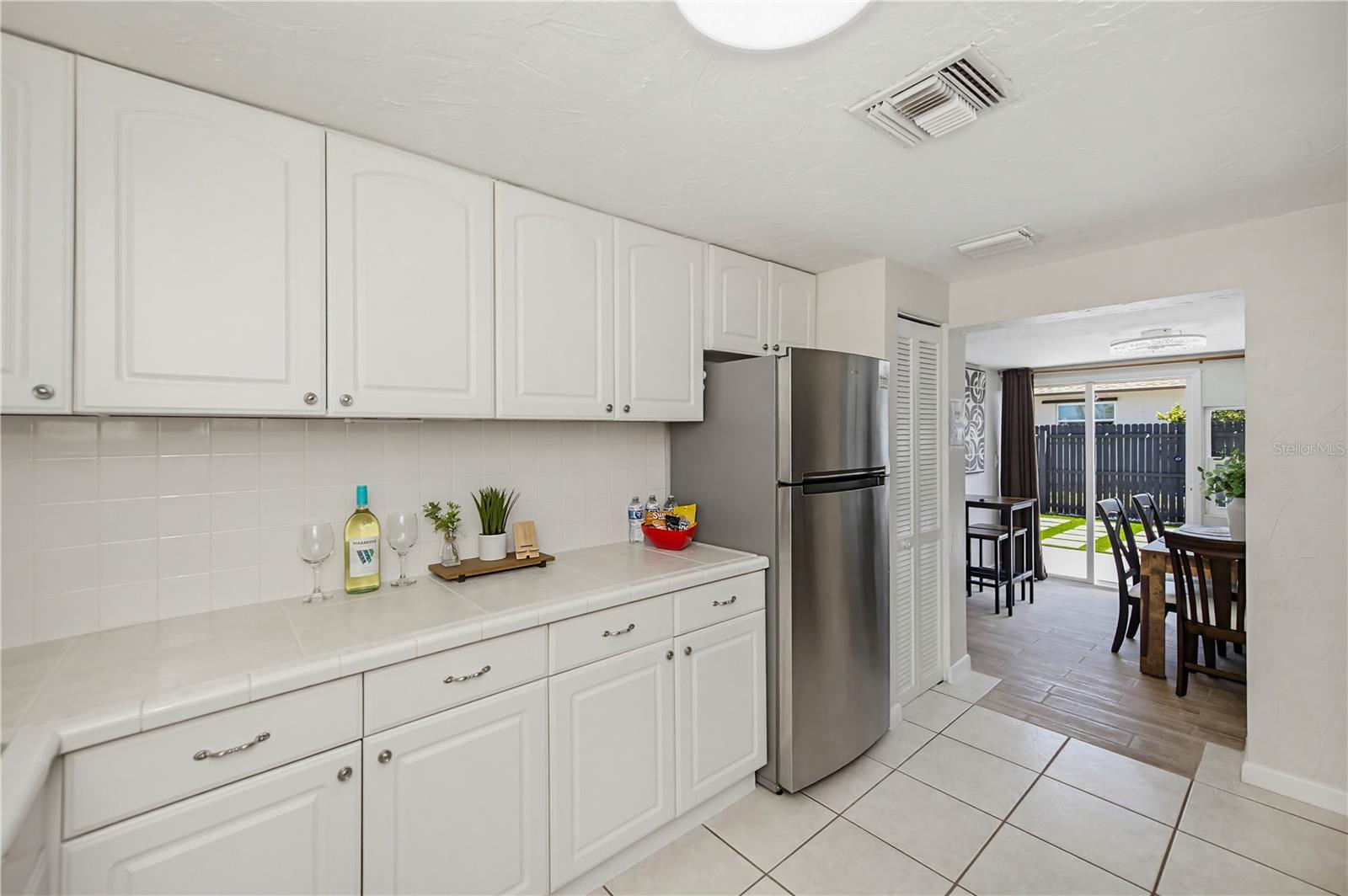 1050 OLYMPIA RD, VENICE, FL, 34293