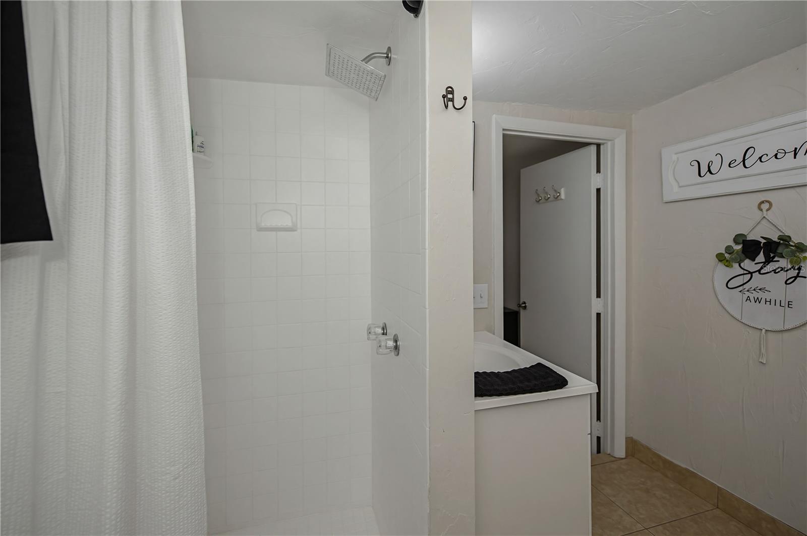 1050 OLYMPIA RD, VENICE, FL, 34293