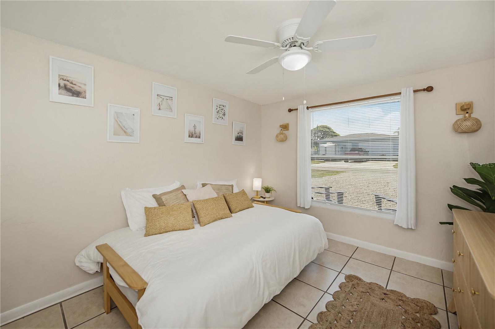 1050 OLYMPIA RD, VENICE, FL, 34293