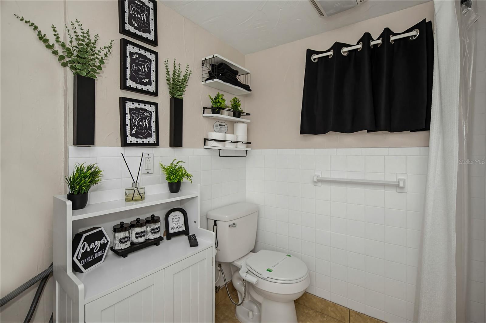 1050 OLYMPIA RD, VENICE, FL, 34293