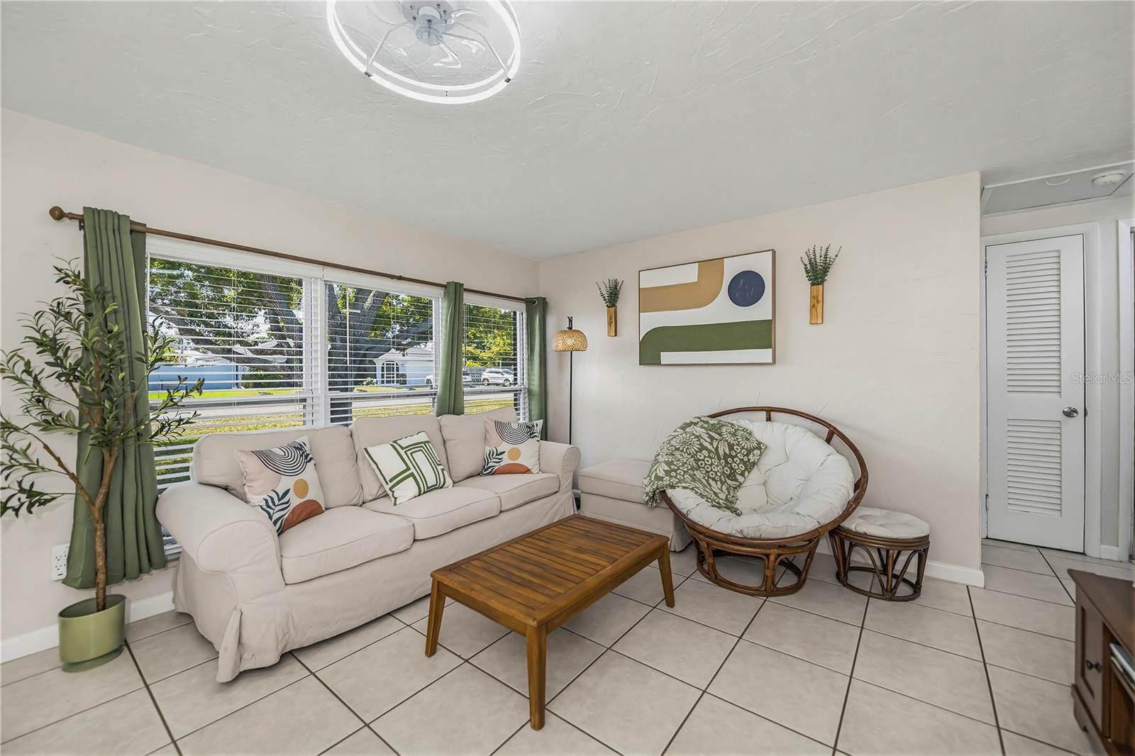 1050 OLYMPIA RD, VENICE, FL, 34293
