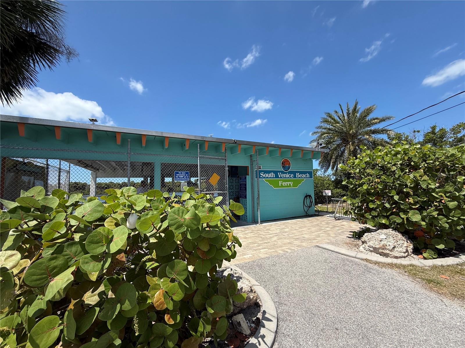 1050 OLYMPIA RD, VENICE, FL, 34293