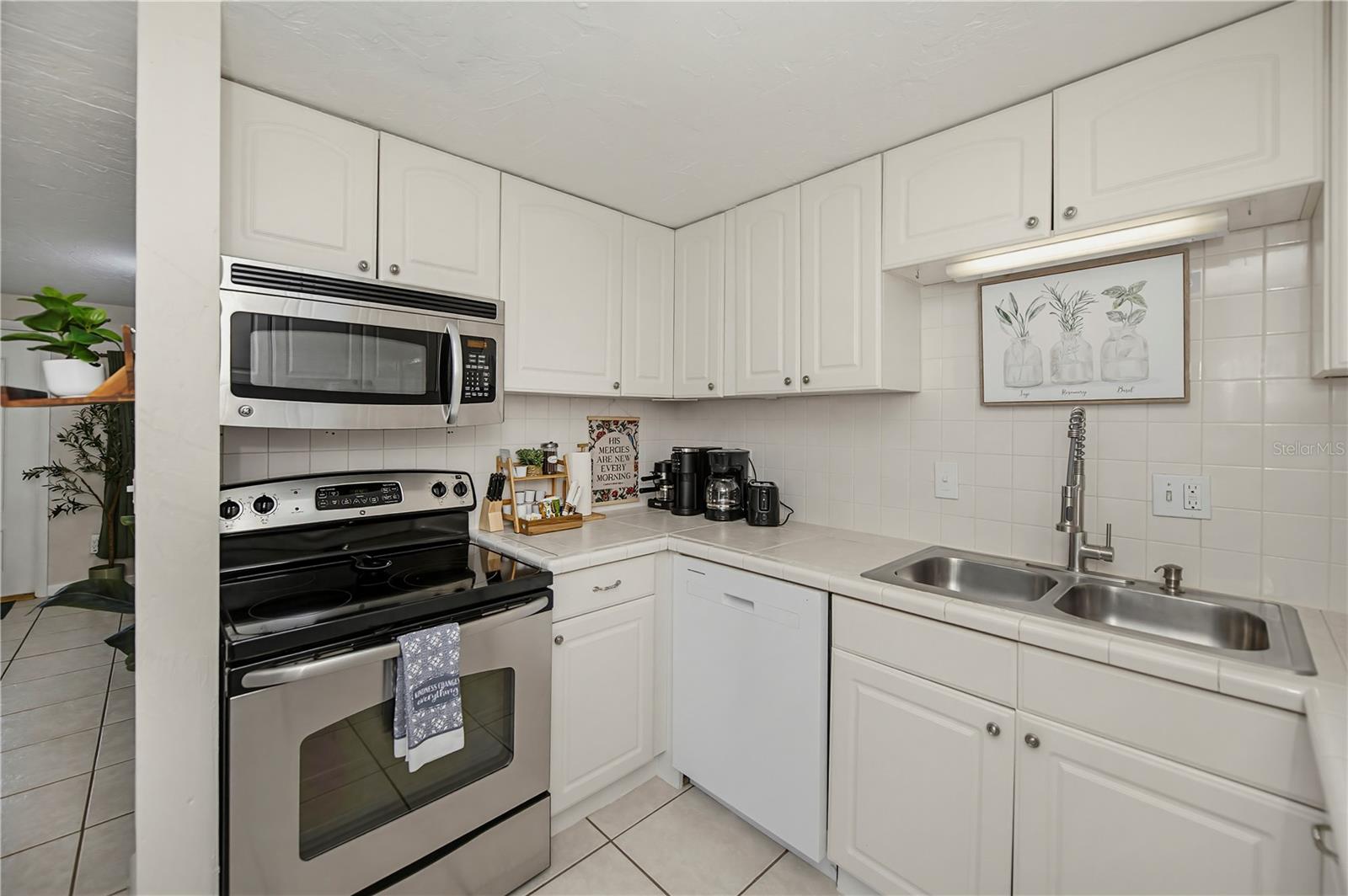 1050 OLYMPIA RD, VENICE, FL, 34293