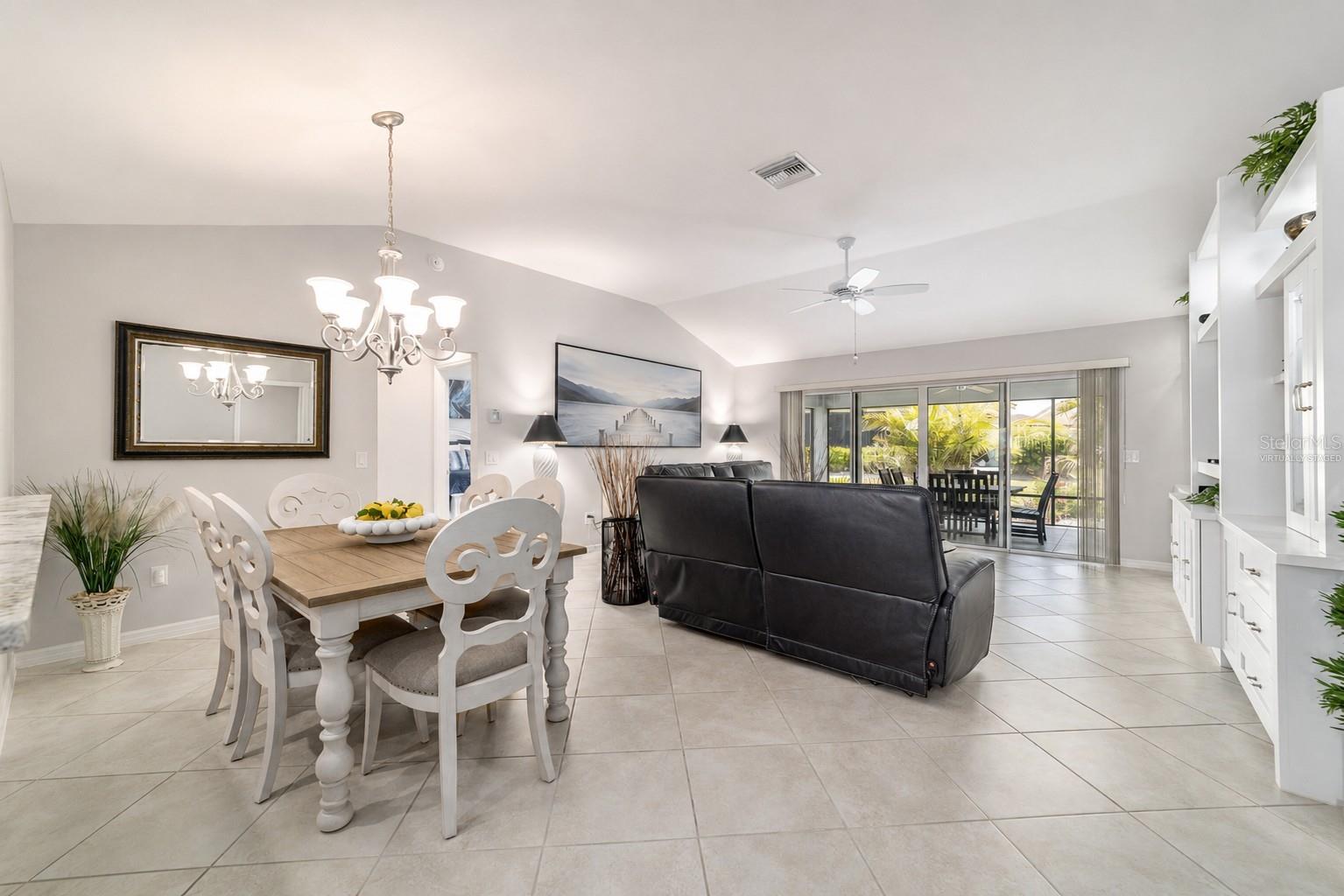 3285 DRESSENDORFER DR, THE VILLAGES, FL, 32163