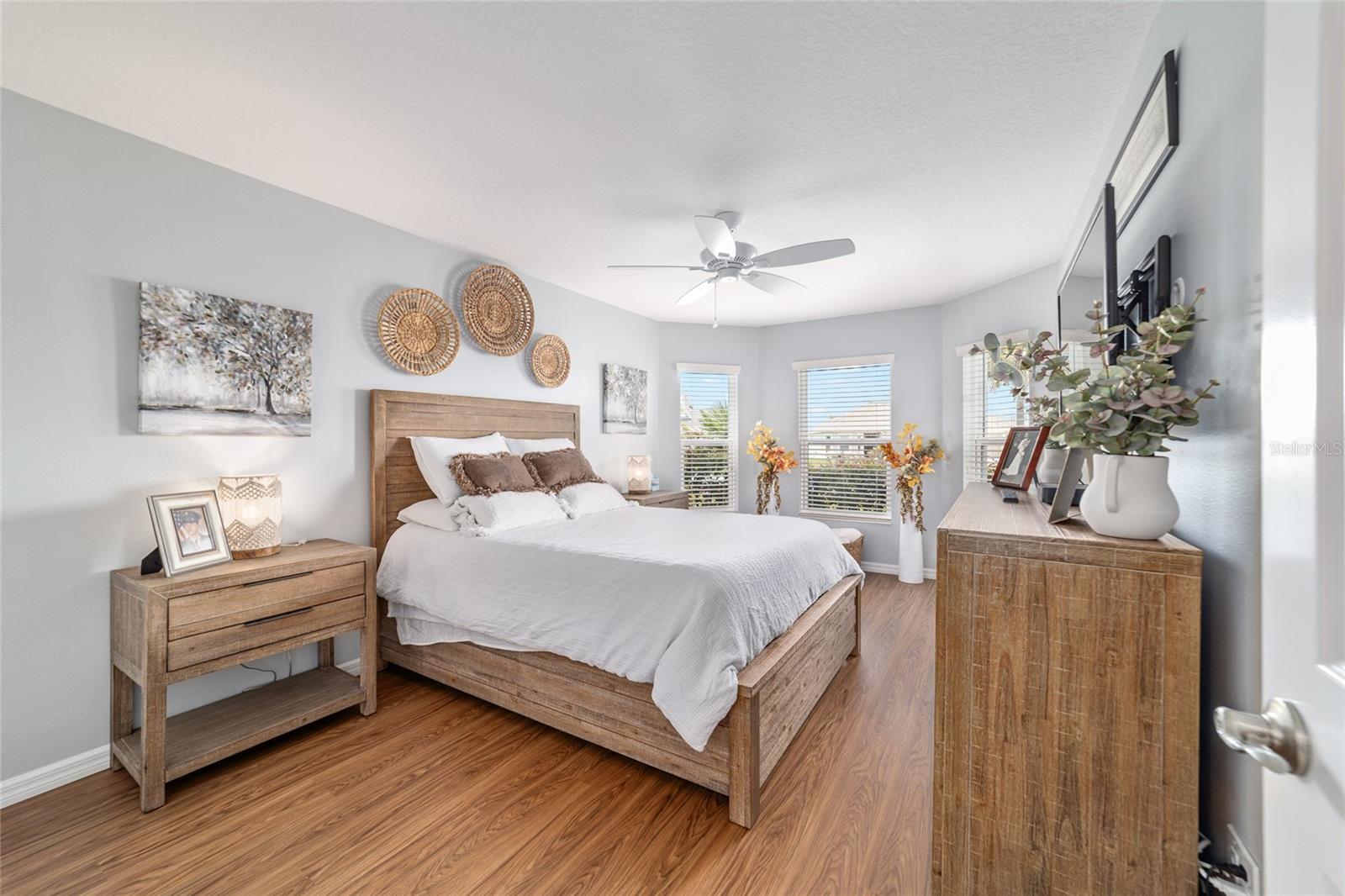 3285 DRESSENDORFER DR, THE VILLAGES, FL, 32163