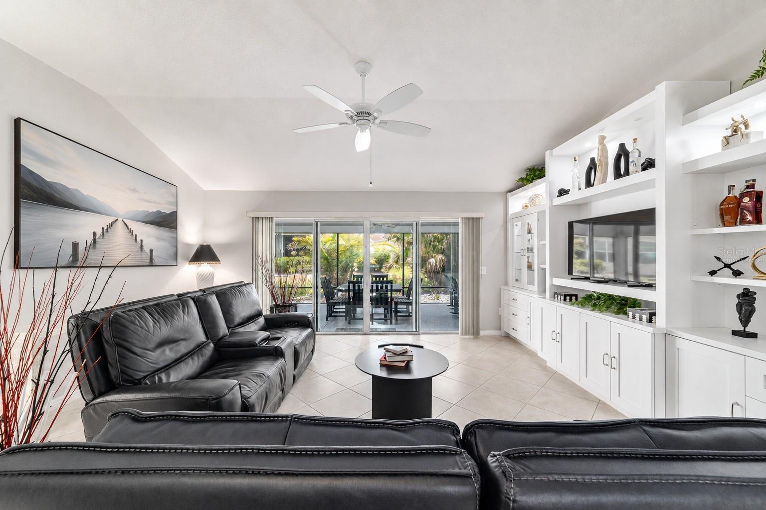 3285 DRESSENDORFER DR, THE VILLAGES, FL, 32163