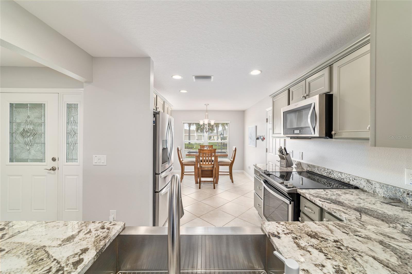 3285 DRESSENDORFER DR, THE VILLAGES, FL, 32163