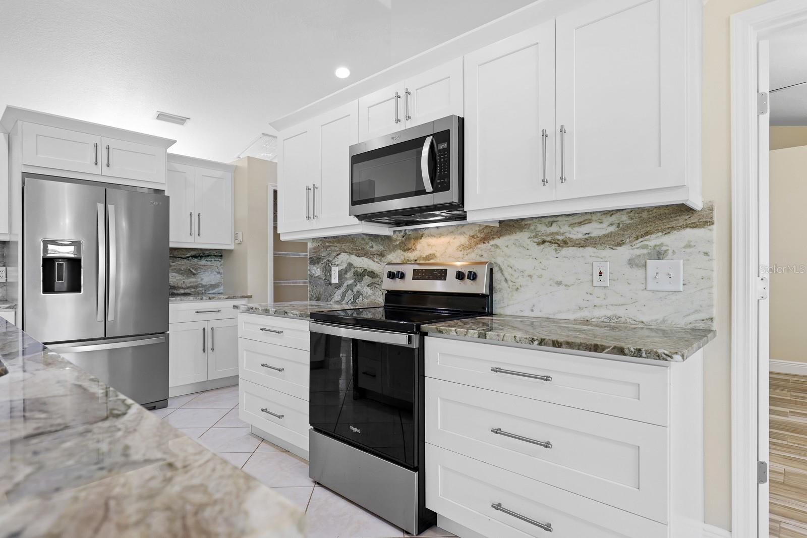 6447 CLAIR SHORE DR, APOLLO BEACH, FL, 33572