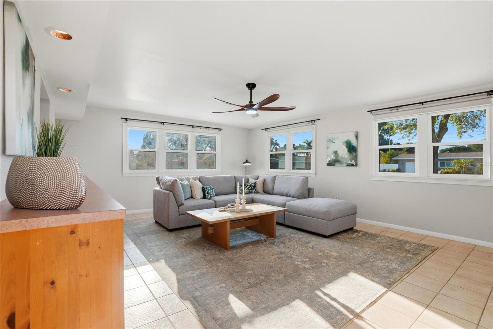 6900 10TH AVE N, ST PETERSBURG, FL, 33710
