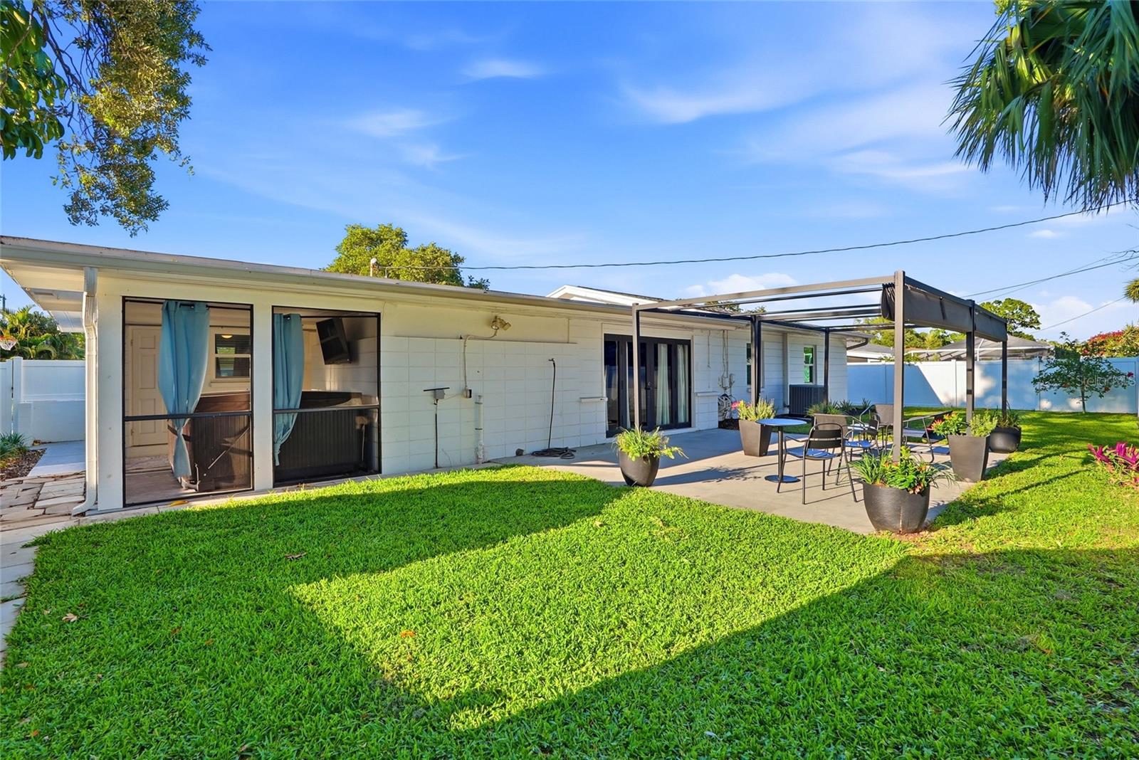 6900 10TH AVE N, ST PETERSBURG, FL, 33710