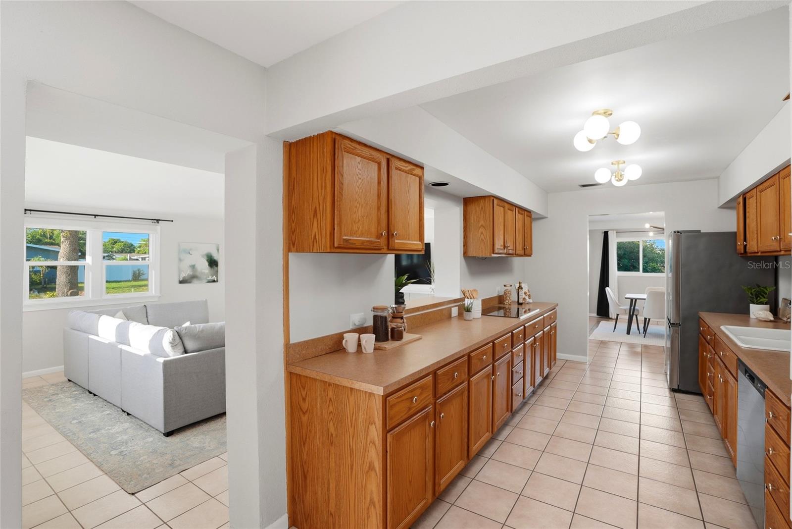 6900 10TH AVE N, ST PETERSBURG, FL, 33710