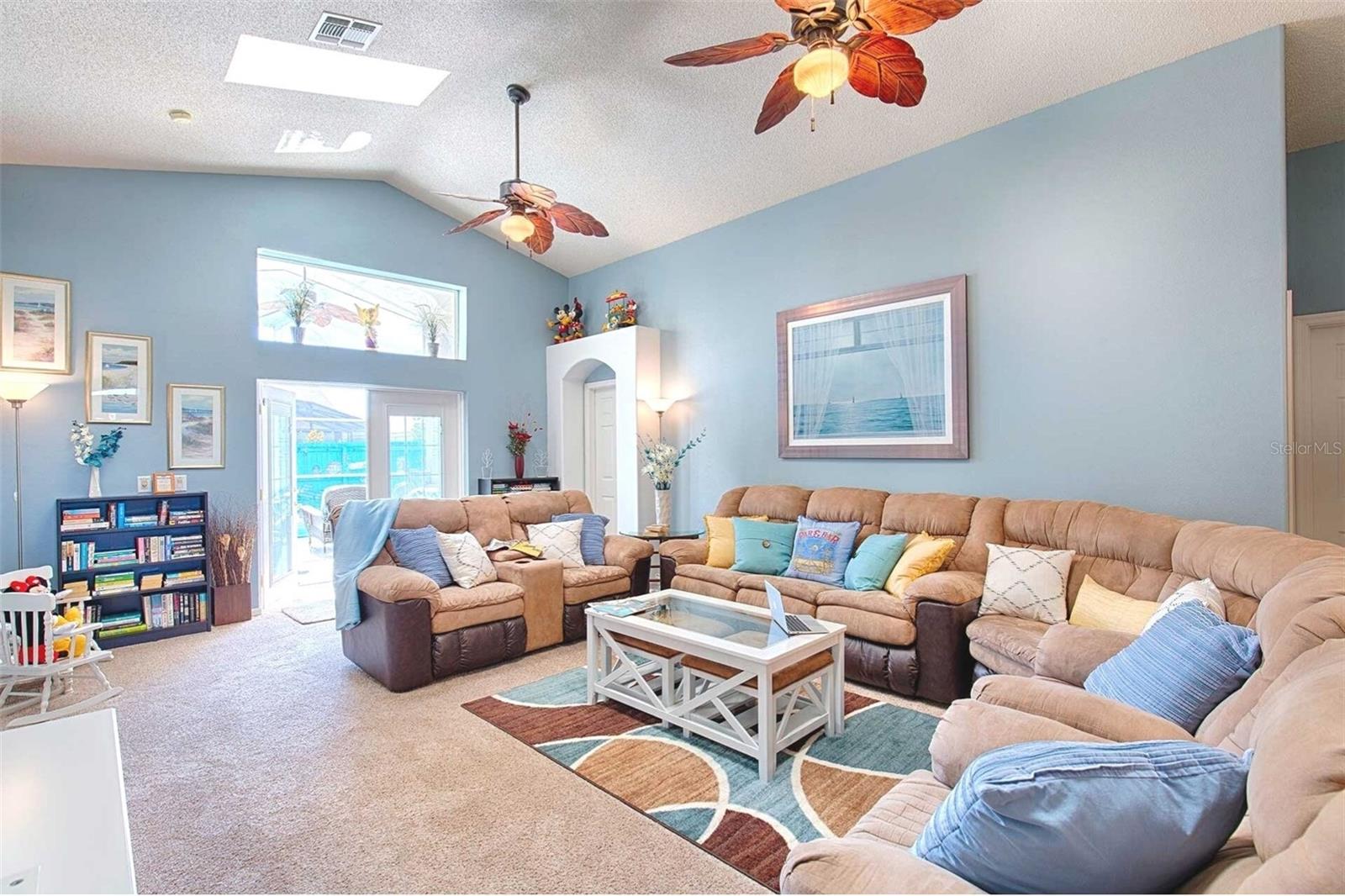 2672 AUTUMN CREEK CIR, KISSIMMEE, FL, 34747