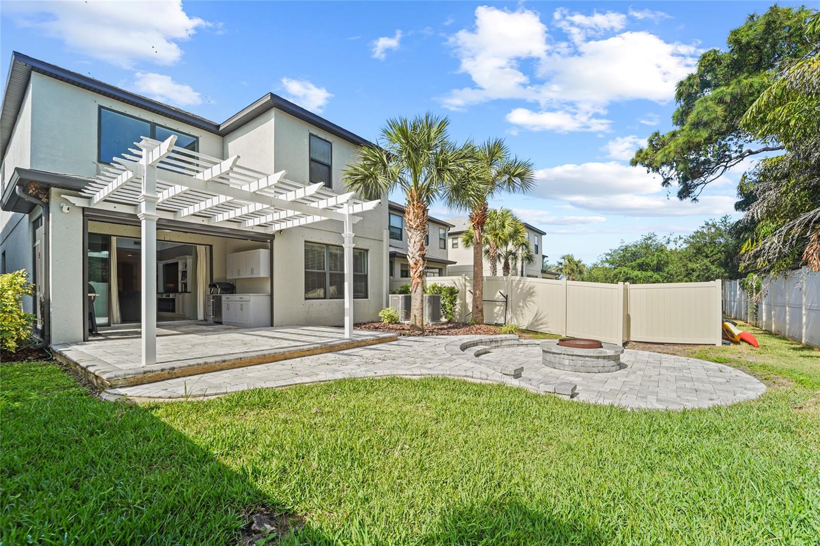 8903 ARABELLA LN, SEMINOLE, FL, 33777