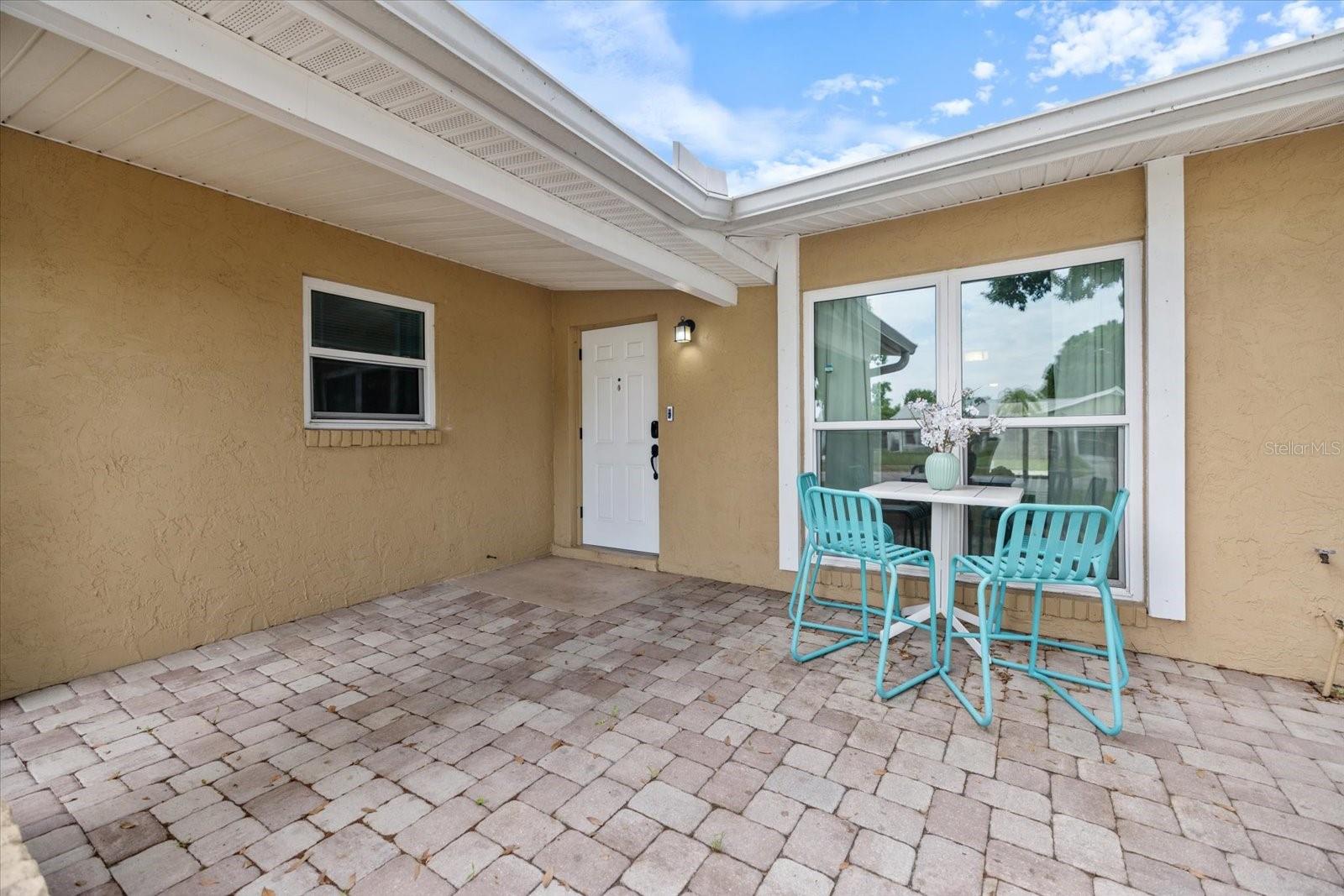 818 PLUM TREE LN, SARASOTA, FL, 34243
