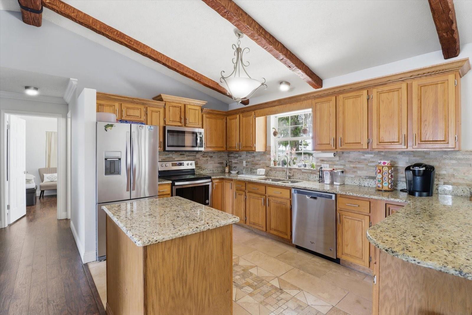 7961 W RIVERBEND RD, CRYSTAL RIVER, FL, 34428