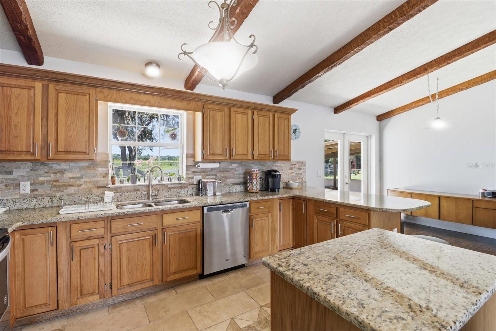 7961 W RIVERBEND RD, CRYSTAL RIVER, FL, 34428