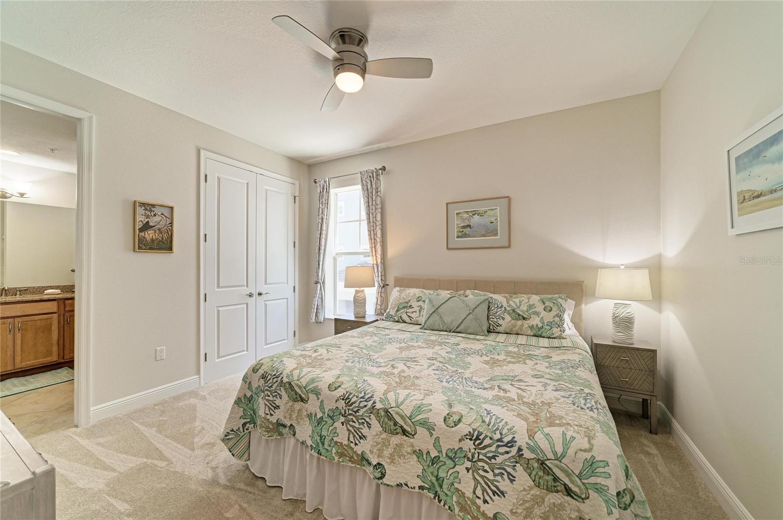 392 ARUBA CIR #102, BRADENTON, FL, 34209