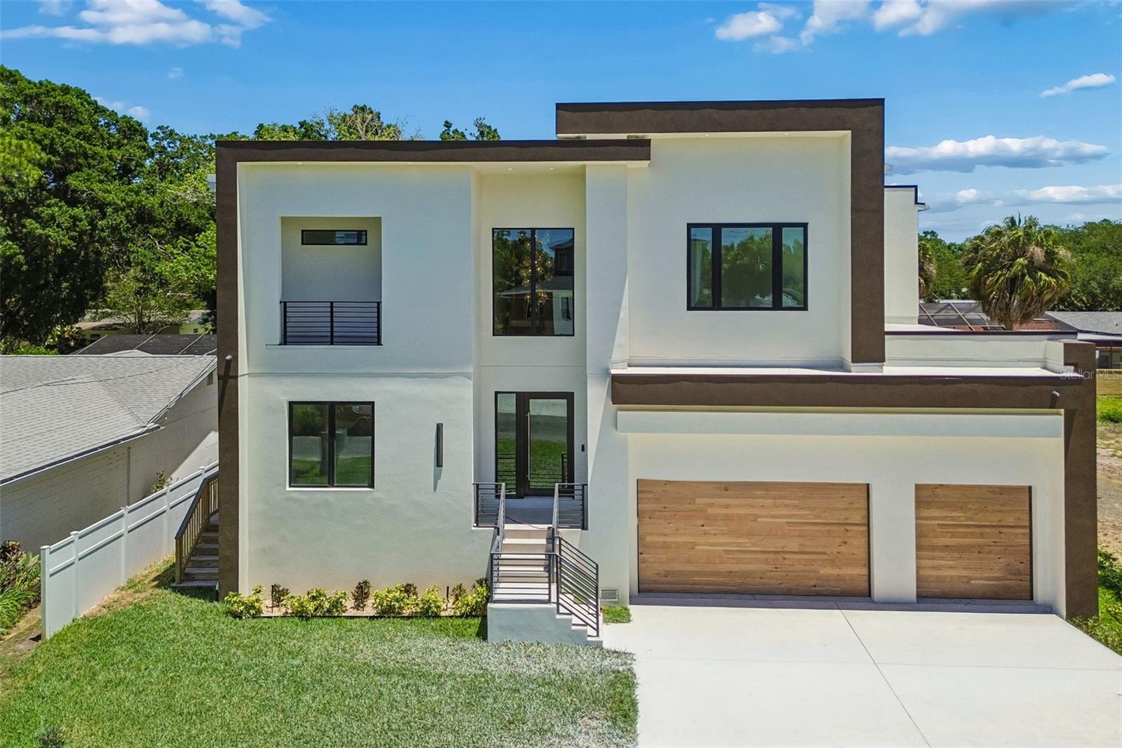 206 S TREASURE DR, TAMPA, FL, 33609