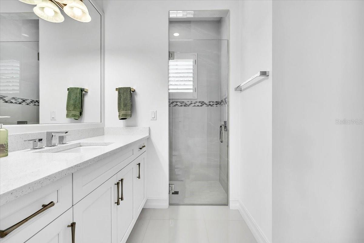 16306 DAYSAILOR TRL, LAKEWOOD RANCH, FL, 34202