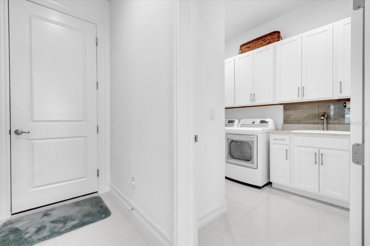 16306 DAYSAILOR TRL, LAKEWOOD RANCH, FL, 34202