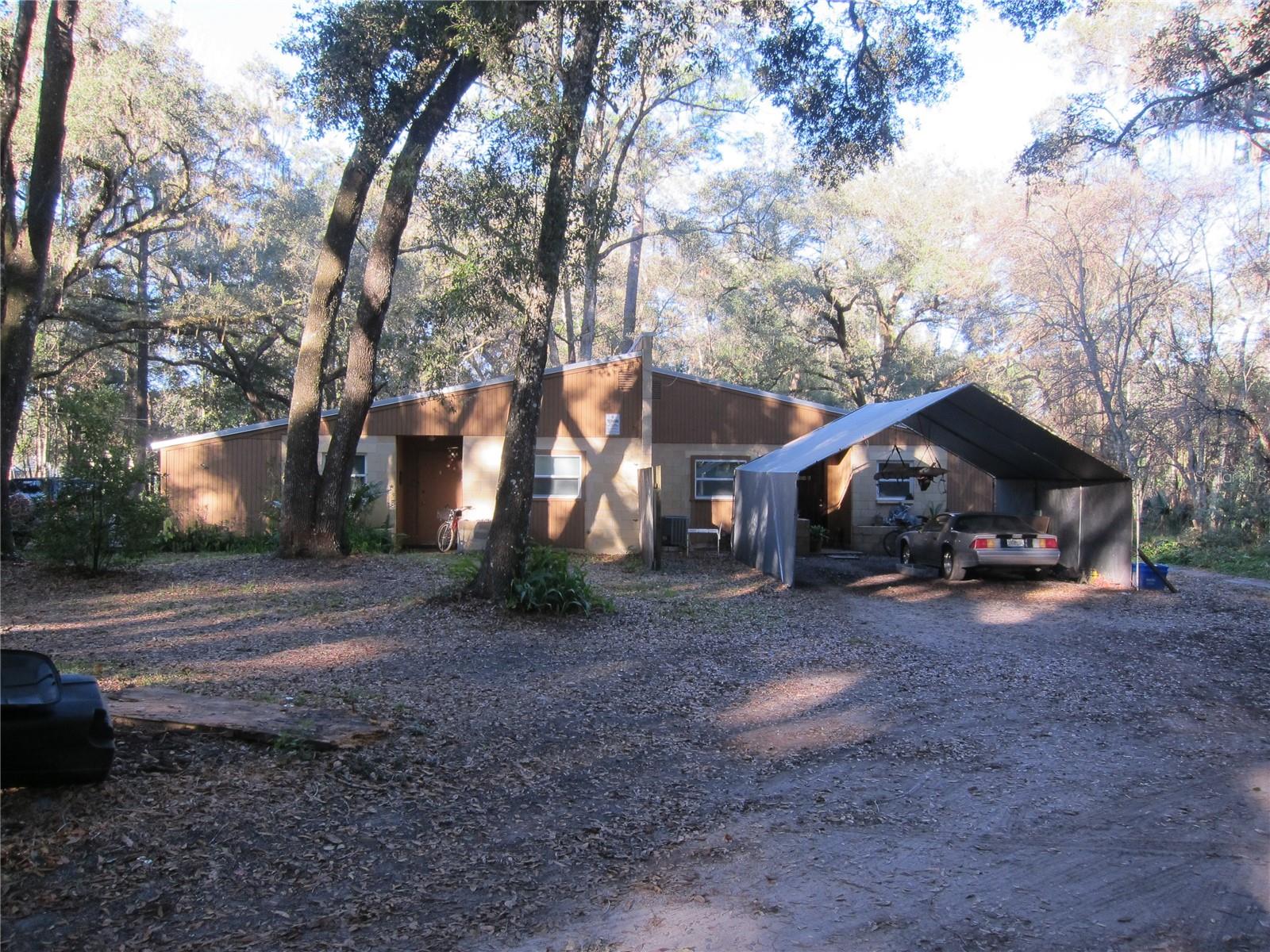 208 NE 7 PL #A, MICANOPY, FL, 32667
