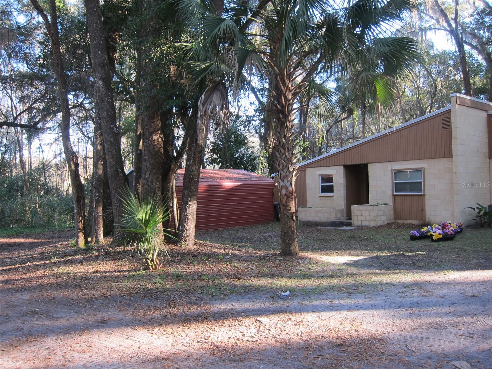 208 NE 7 PL #A, MICANOPY, FL, 32667
