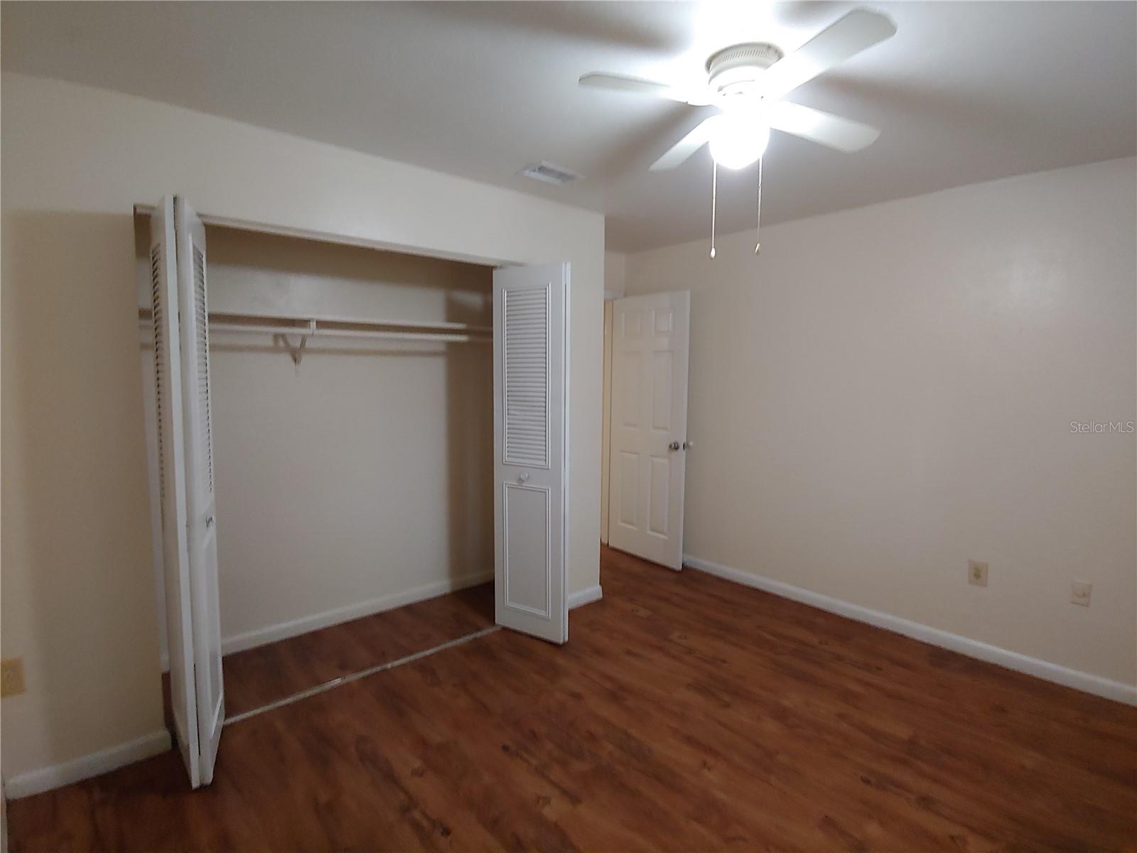 208 NE 7 PL #A, MICANOPY, FL, 32667