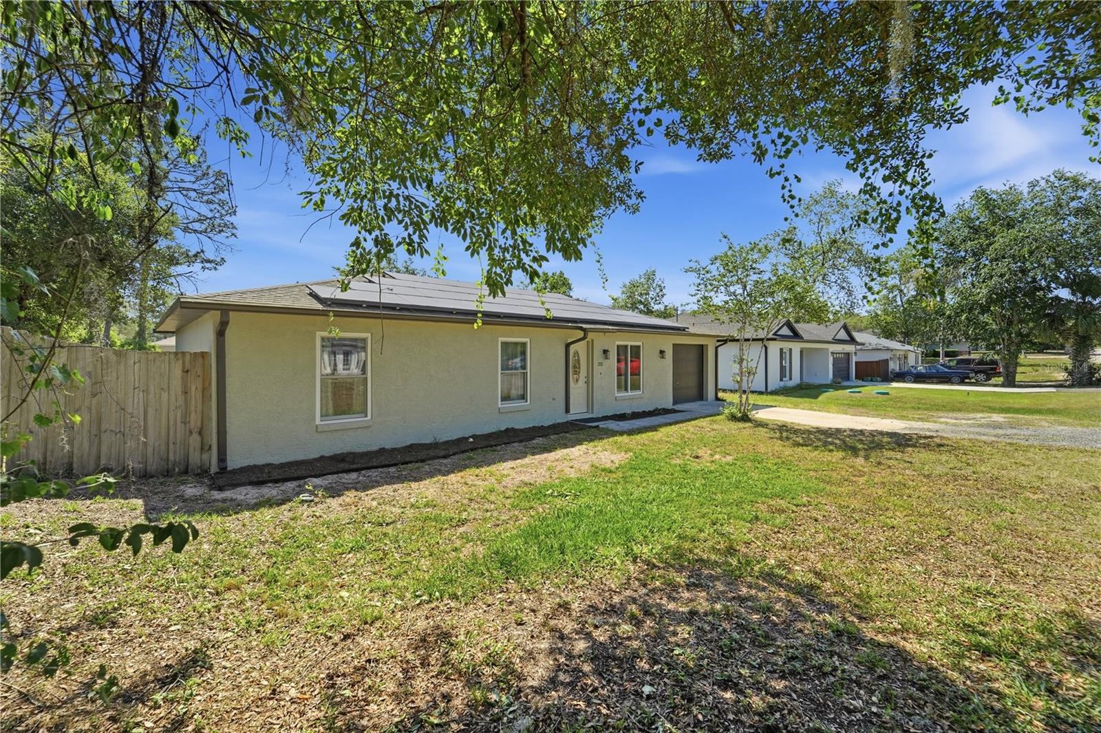 215 WALNUT AVE, ORANGE CITY, FL, 32763