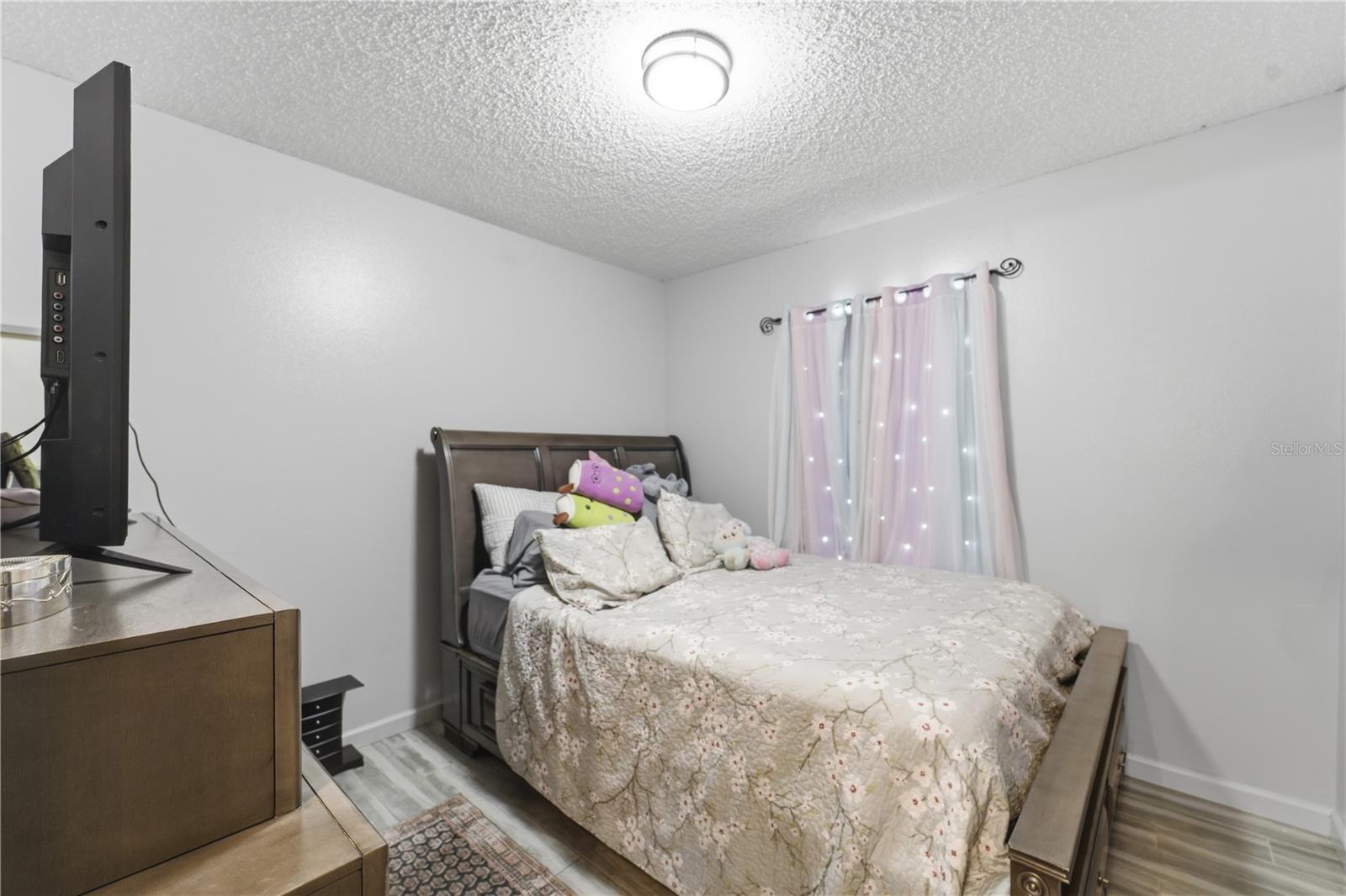 215 WALNUT AVE, ORANGE CITY, FL, 32763